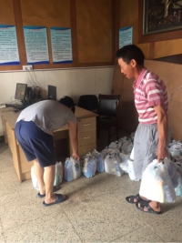 三伏高温送清凉  致敬一线爱游戏手机入口官网-爱游戏(中国)
人